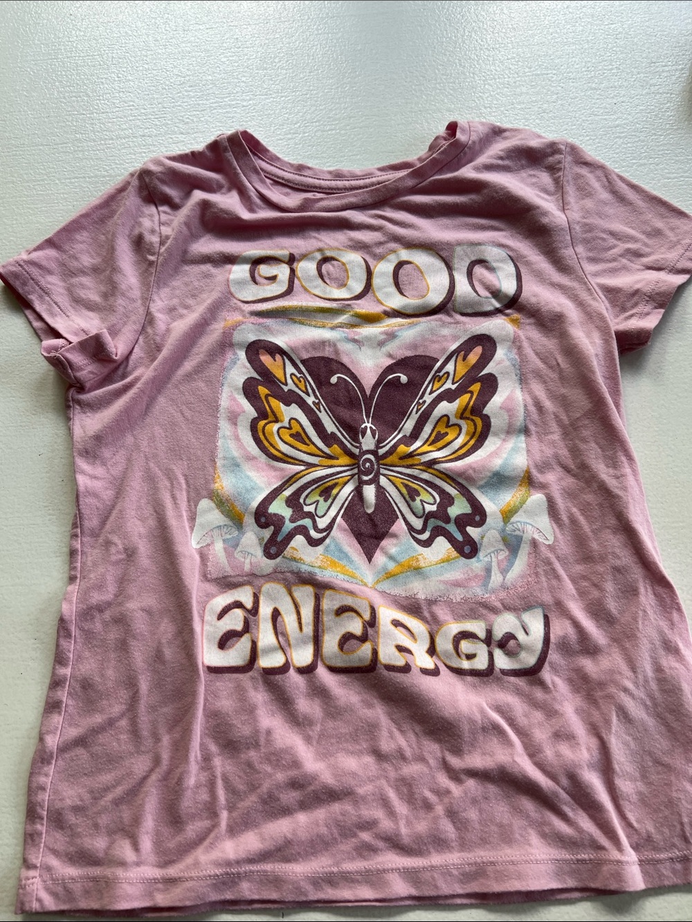 Old Navy Light Pink Graphic Tee with Multicolor Print